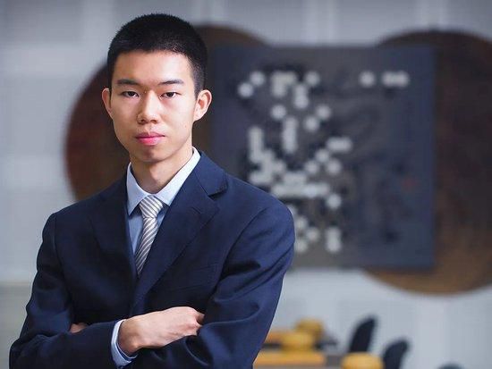 欧美成人吃奶高清视频